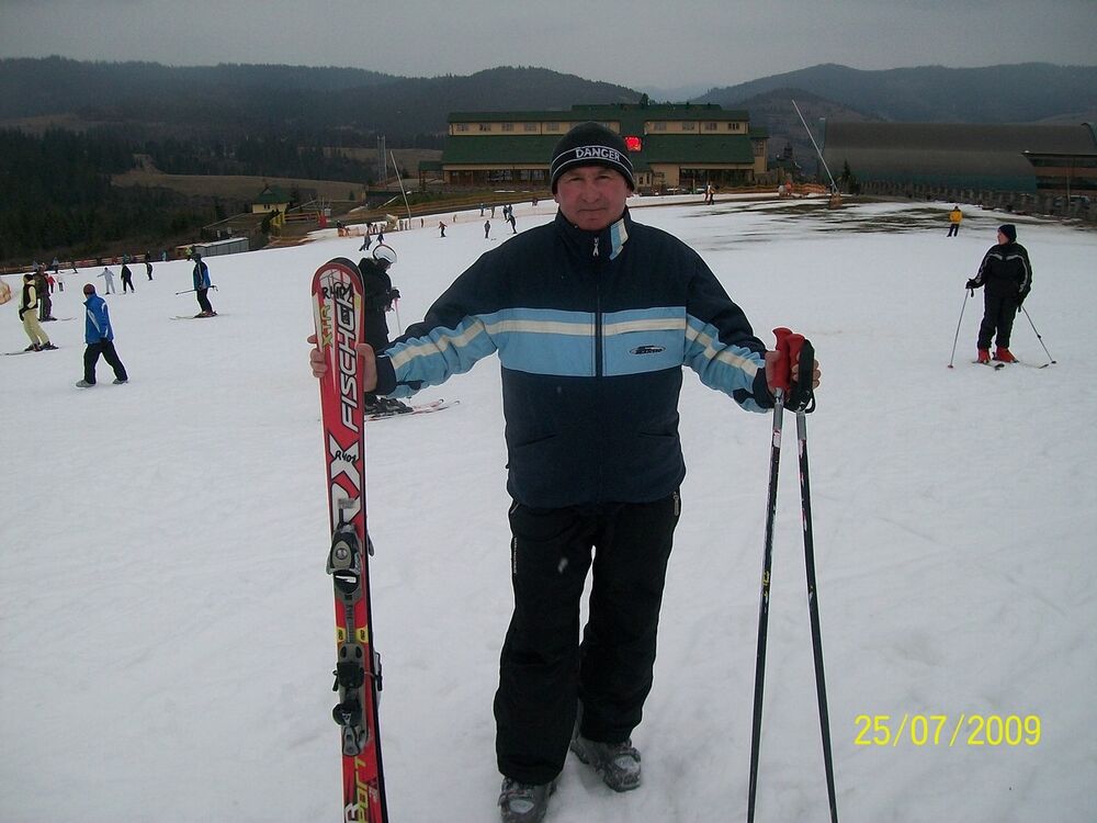  ,   Aleksandr, 60 ,     , c 