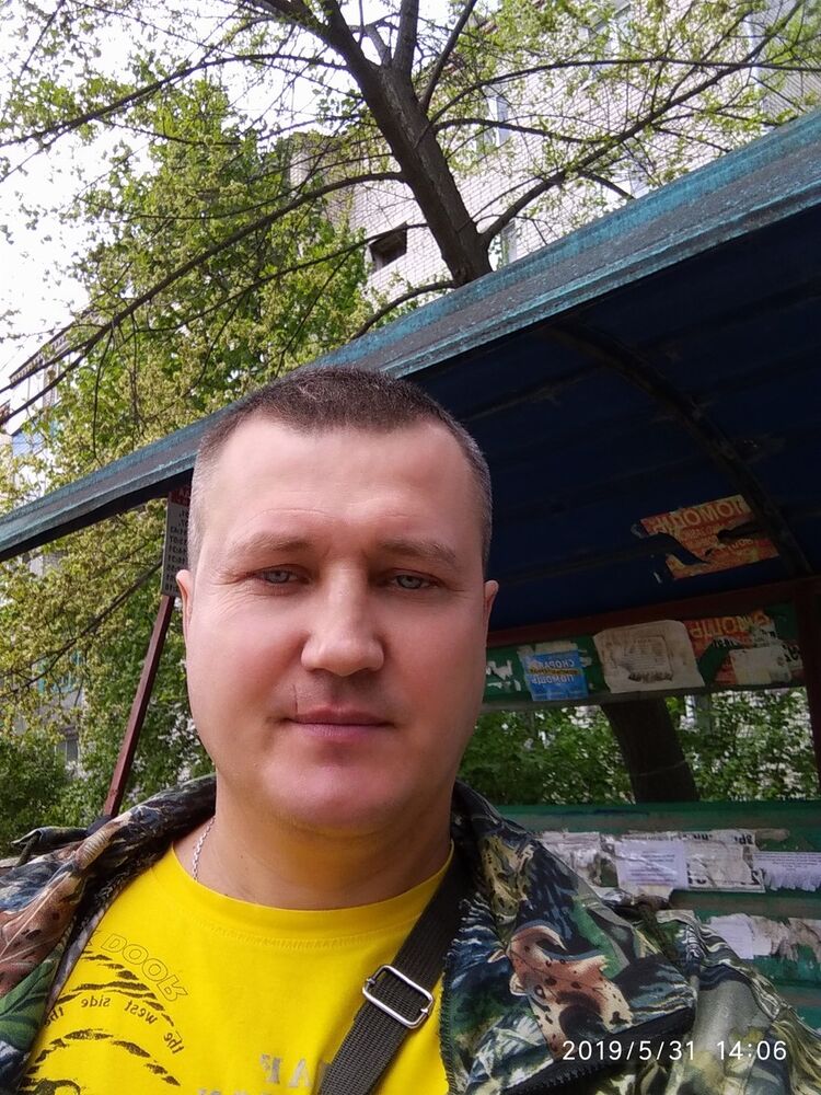  ,   Sergei, 48 ,   ,   , c 