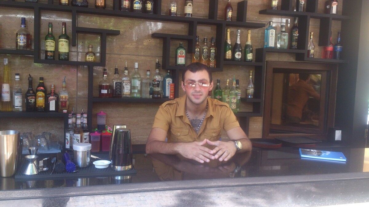  6480190  Edgar, 31 ,    