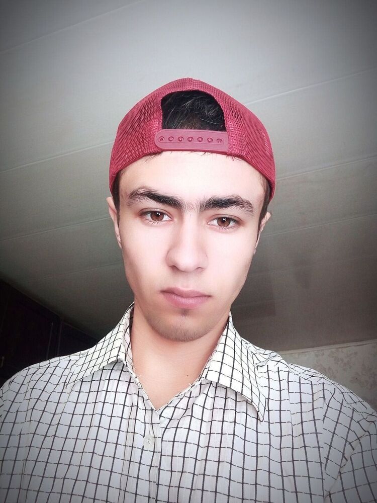  43962950  , 20 ,    