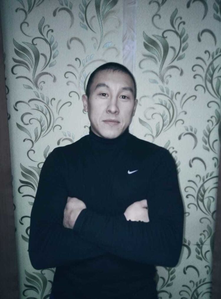 ���� 18662720 ������� Artur, 40 ���, ���� ���������� � �������