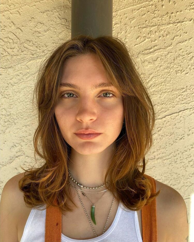  36937430  , 22 ,    -