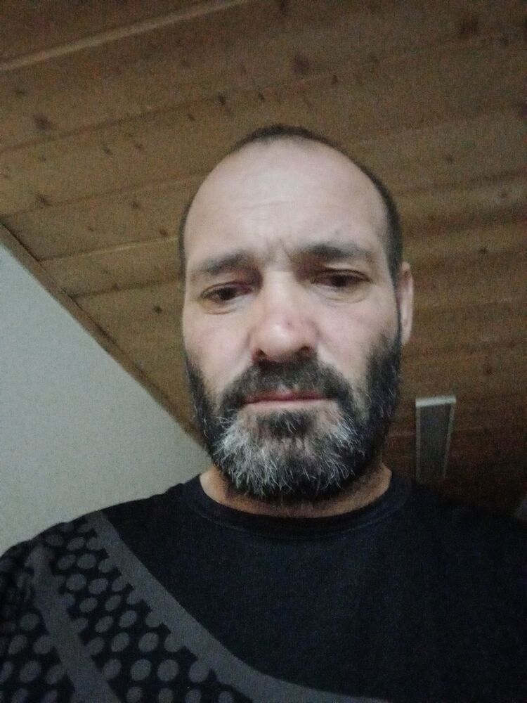  54343350  Arshak, 43 ,    