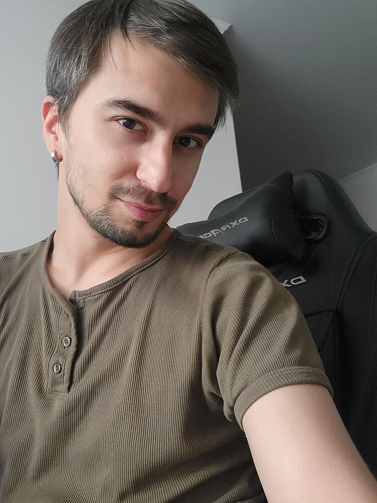  ,   Dmitry, 33 ,   ,   