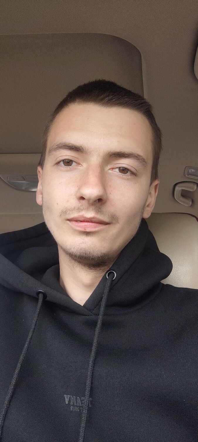  44515860  , 26 ,    
