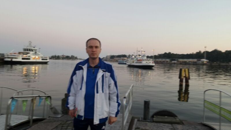  6884850  Rustam, 45 ,    