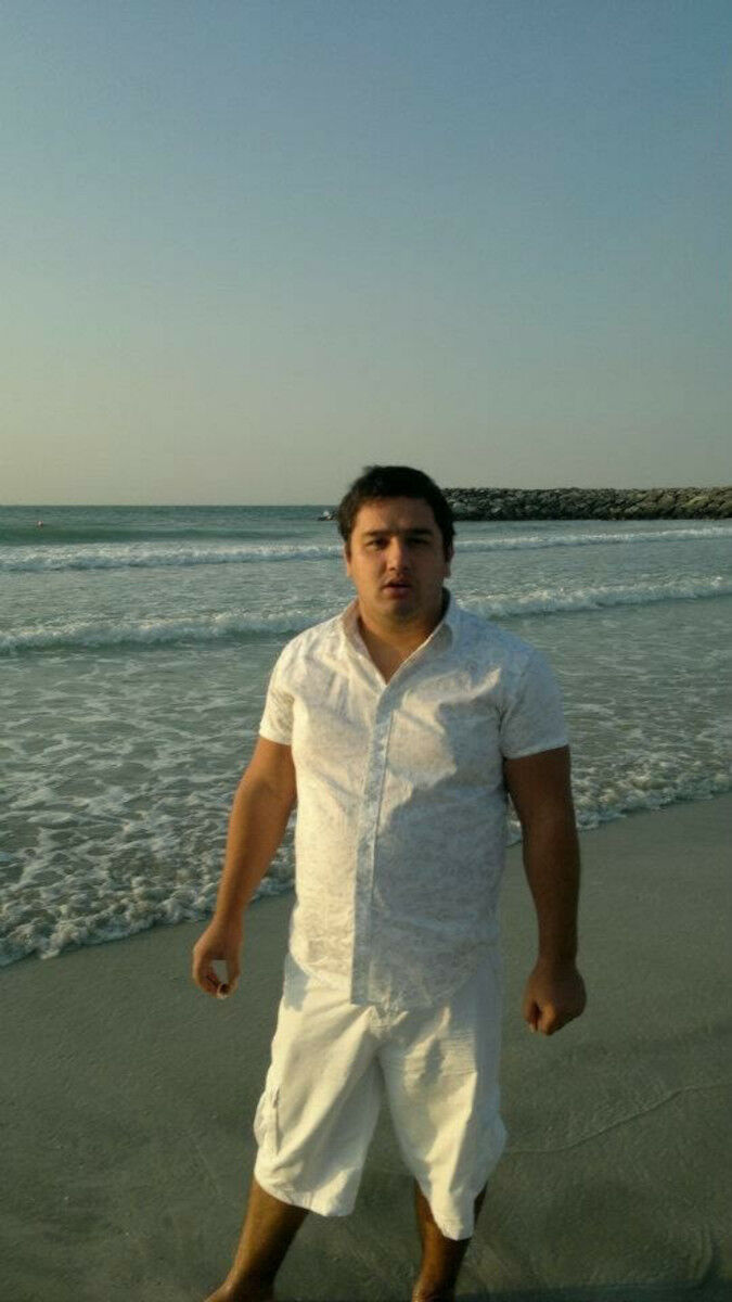  11420950  Amir, 40 ,    
