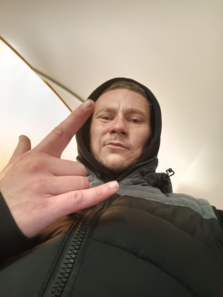  -,   Vlados, 33 ,   ,   