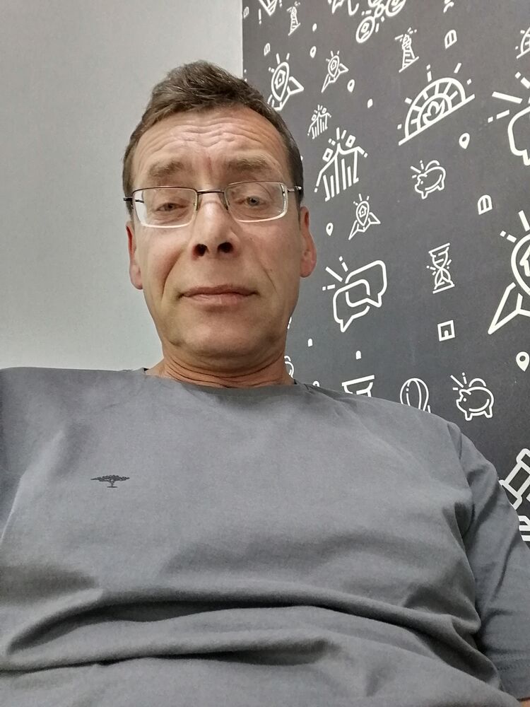  29722830  Pavel, 59 ,    