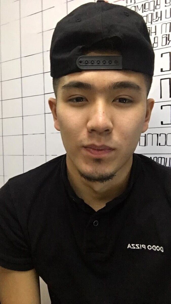  ,   Alisher, 28 ,   