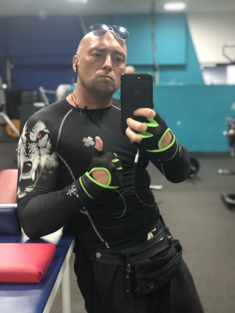  -,   Aleks, 48 ,   ,   , 
