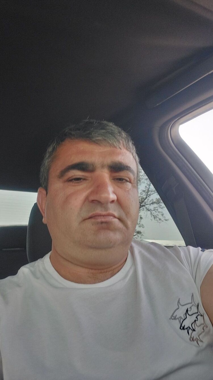  34314490  Samir, 39 ,    