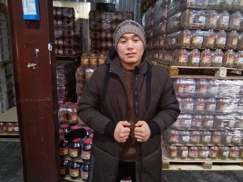  ,   Rysbek, 30 ,   