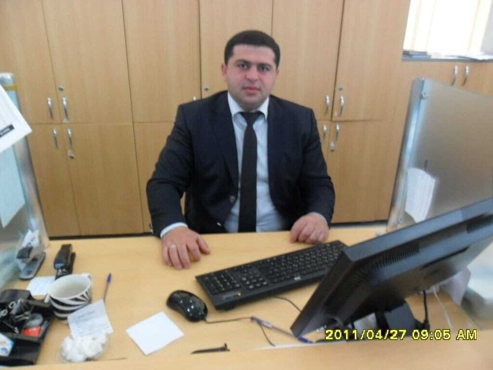  22656360  Khayal, 42 ,    