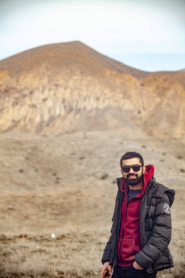  30567920  Styop, 33 ,    