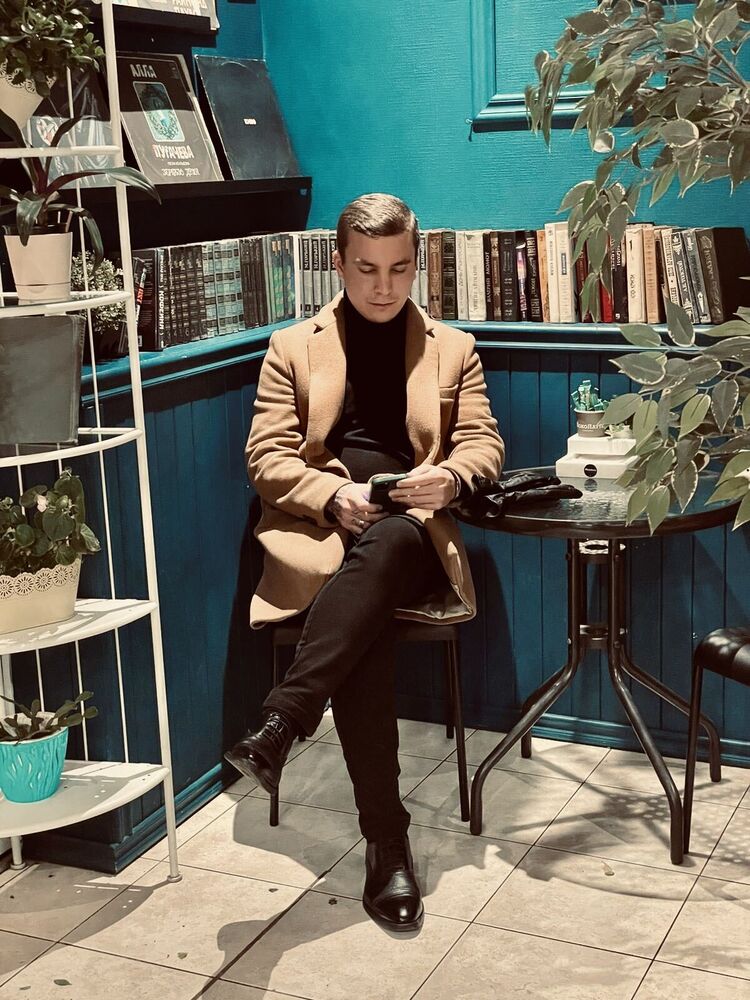  ,   , 28 ,   ,   
