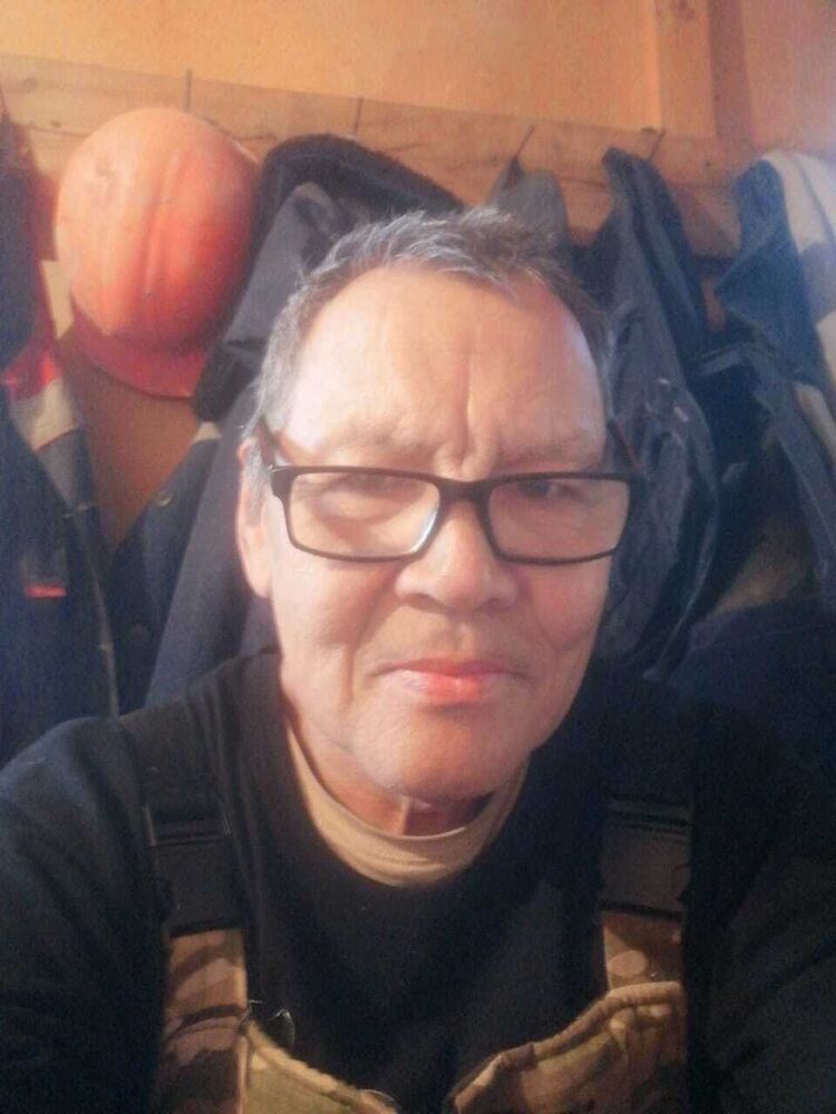  46910480  , 59 ,    