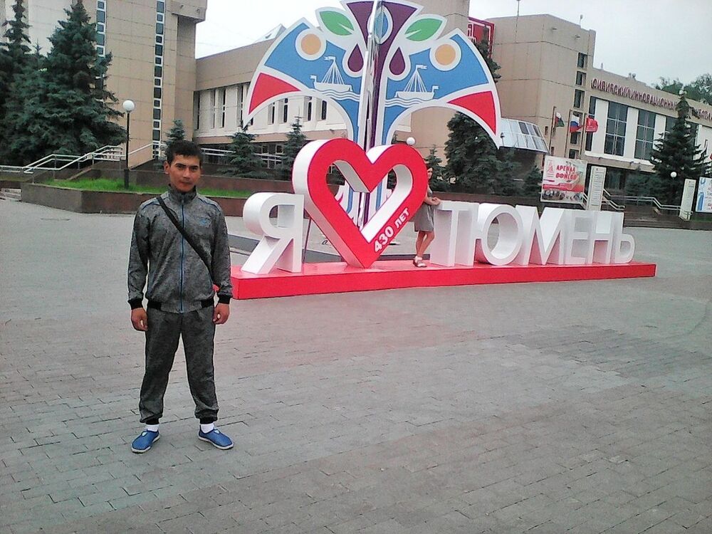  ,   Misha, 33 ,   