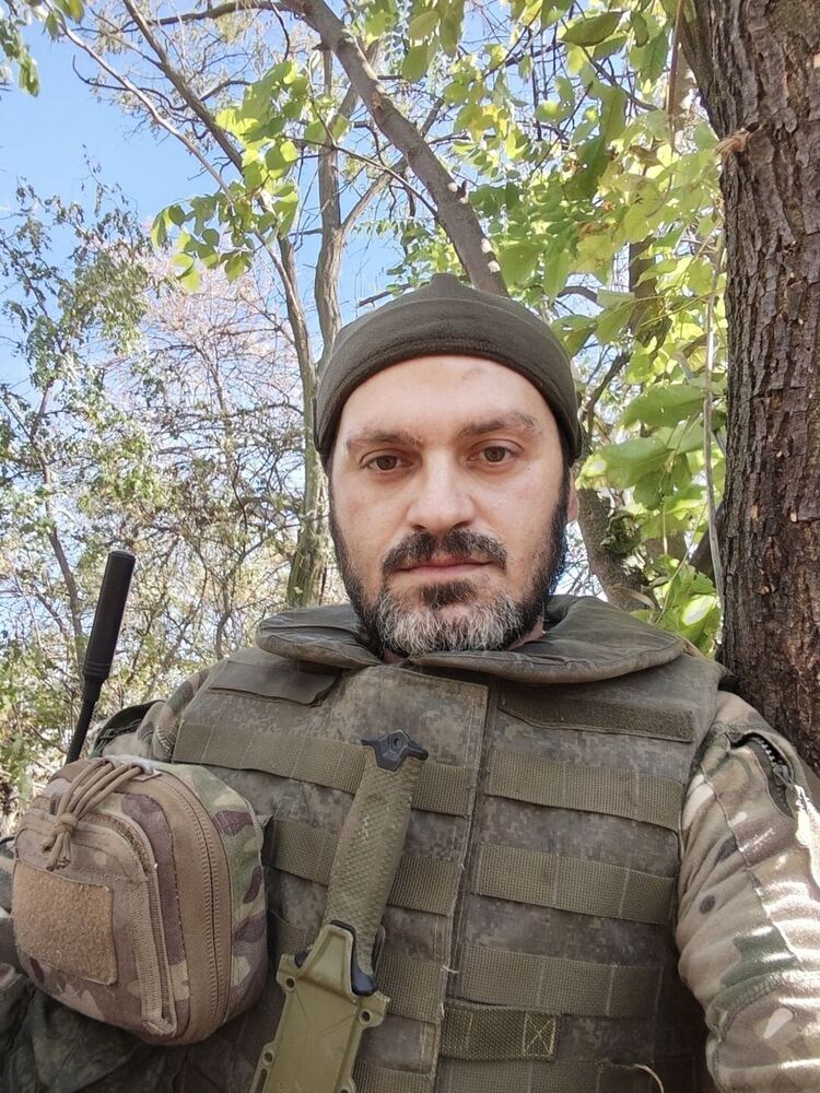  ,   Nikolay, 39 ,   ,   , c , 