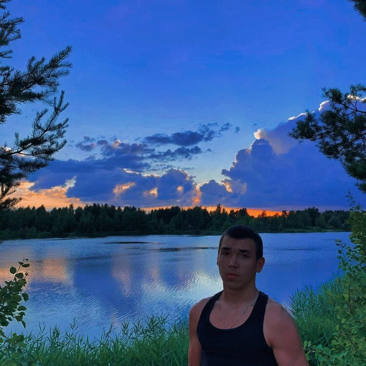  28719770  , 22 ,    -