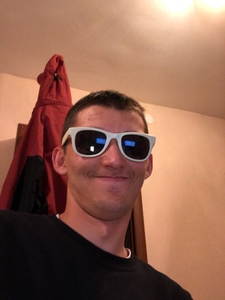  13729410  , 26 ,    