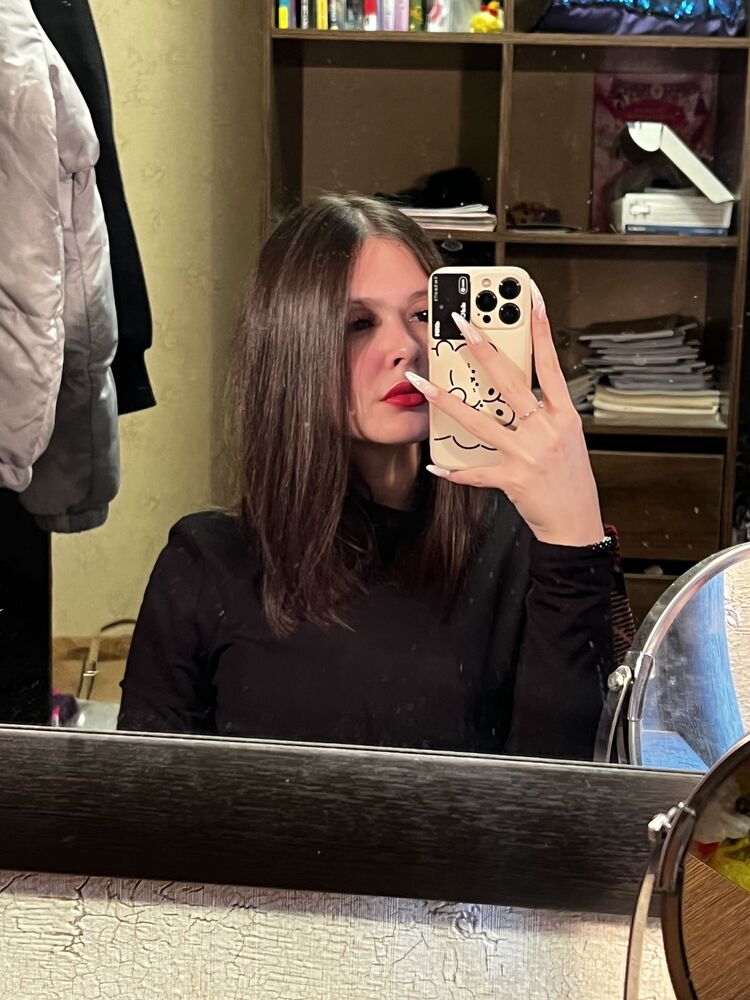  44566430  , 19 ,    