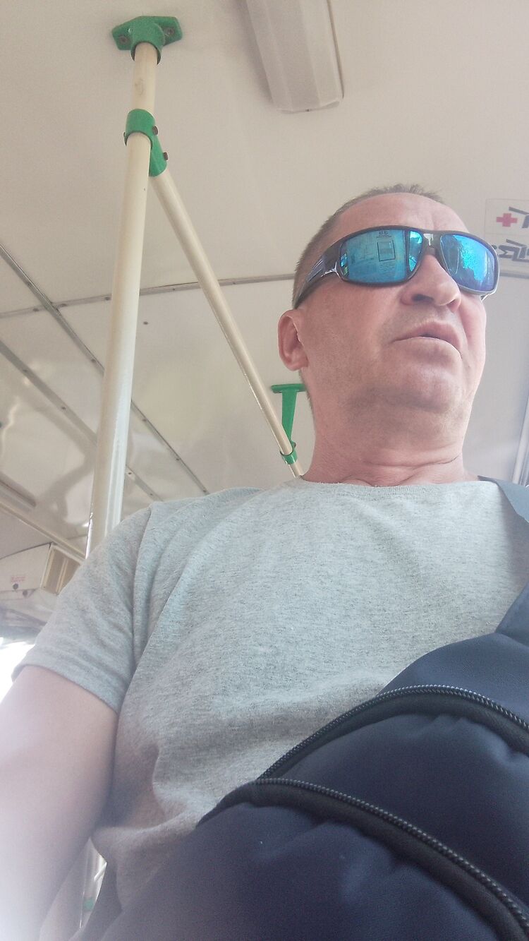  44863260  , 53 ,    