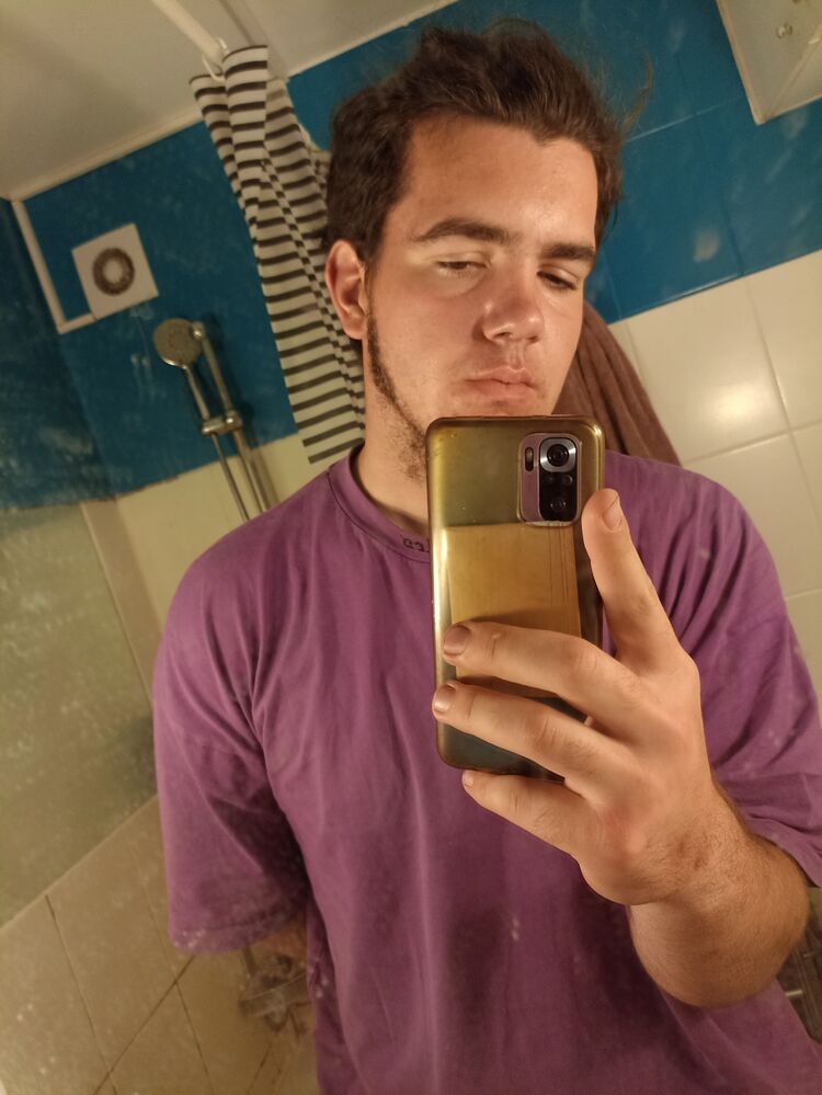  ,   Slava, 22 ,   ,   