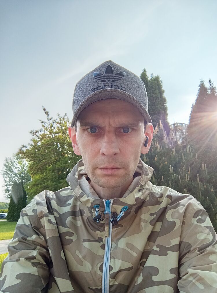  53244200  Vladimir, 40 ,    
