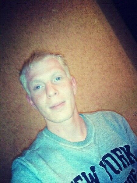  12402100  Tolik, 34 ,    