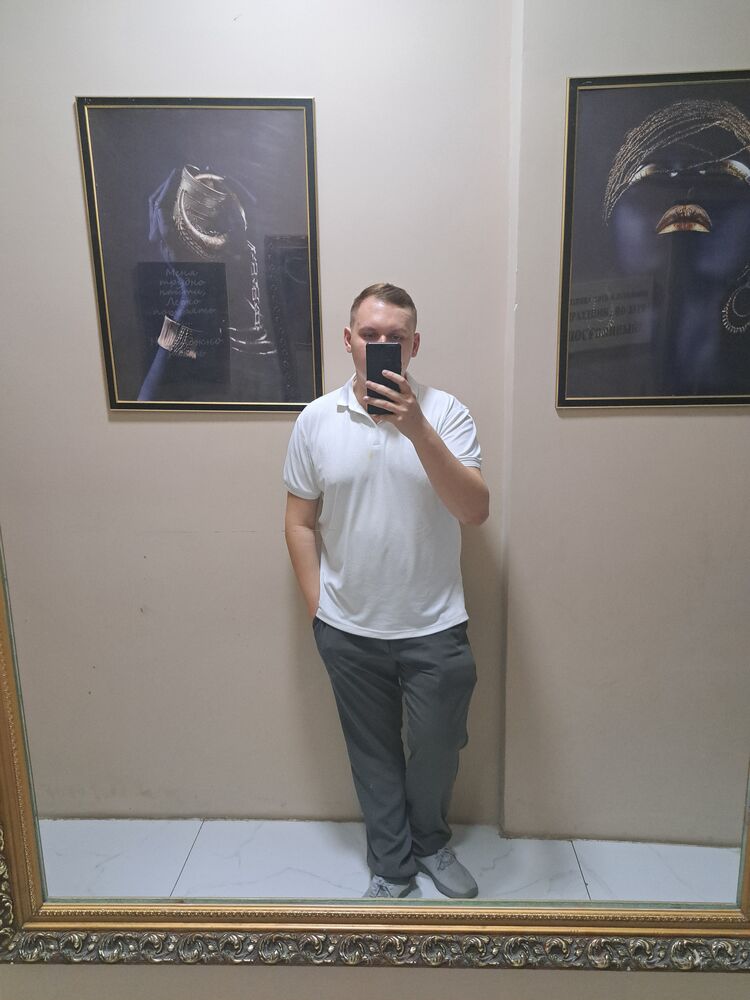  44146620  Oleg, 21 ,    