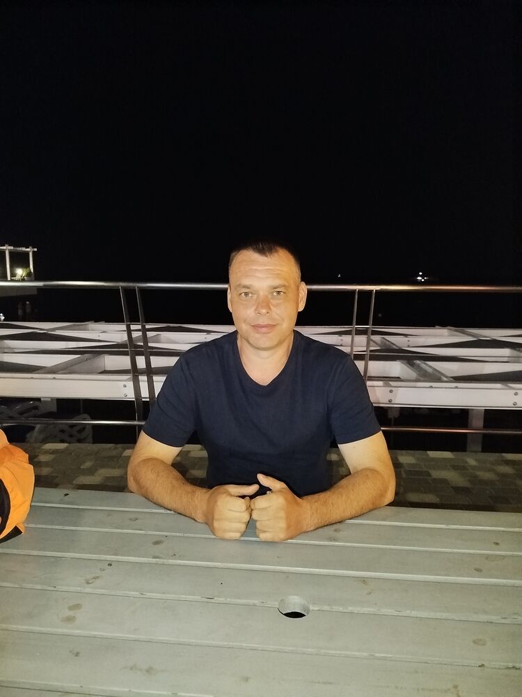  53699630  Oleg, 42 ,    