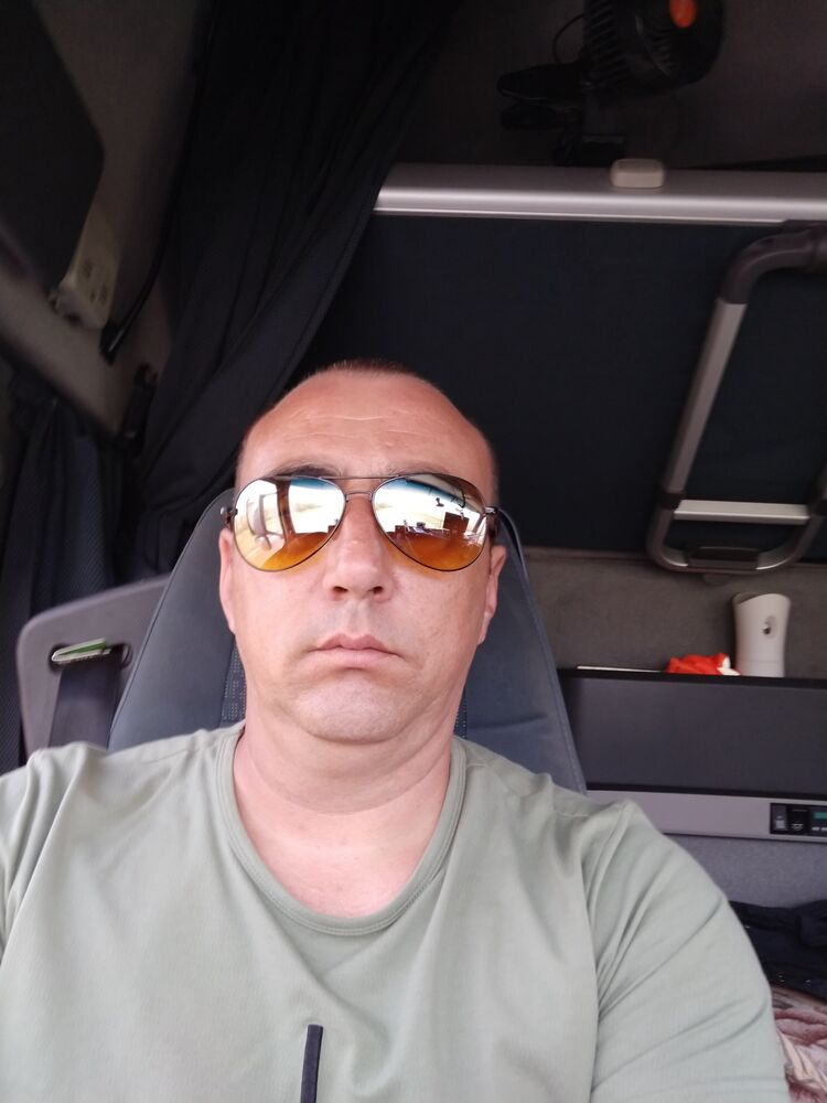  23044440  , 43 ,    
