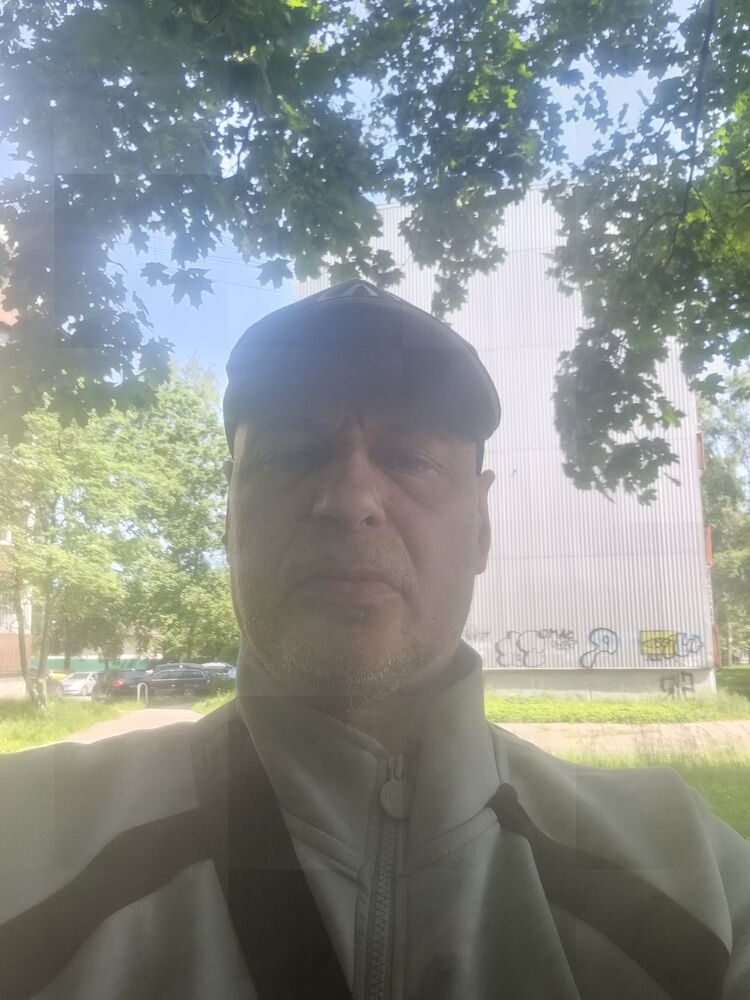  ,   Ivars, 52 ,   ,   , c , 