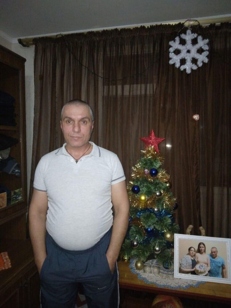  38889480  Nikolay, 49 ,    -