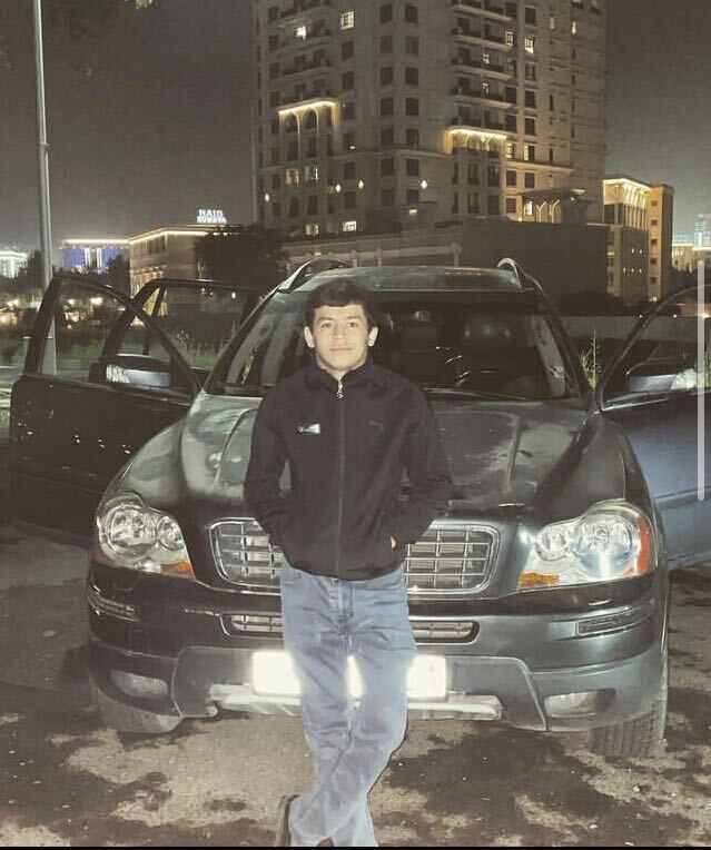  33779190  Husen, 23 ,    