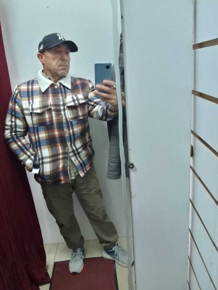  46852210  , 56 ,    