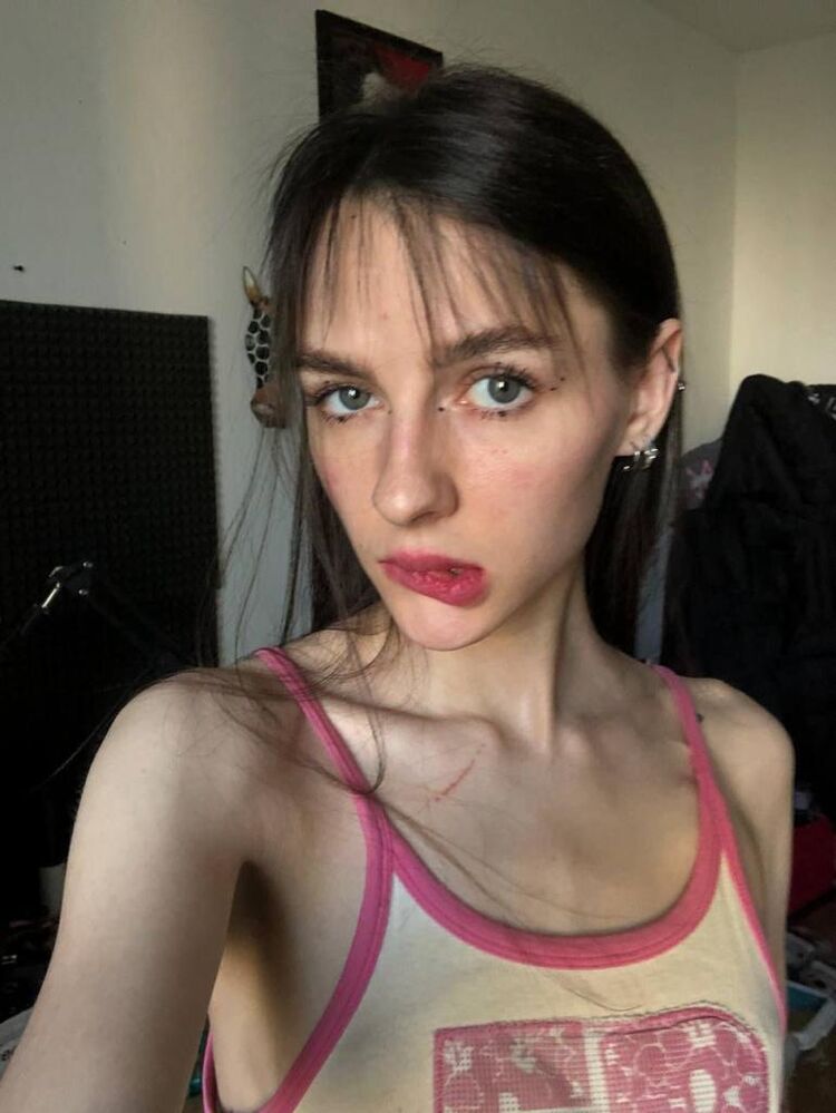  -,   , 24 ,   ,   