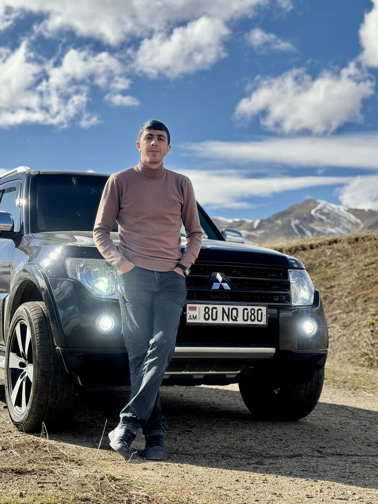  53623220  Gnel, 24 ,    