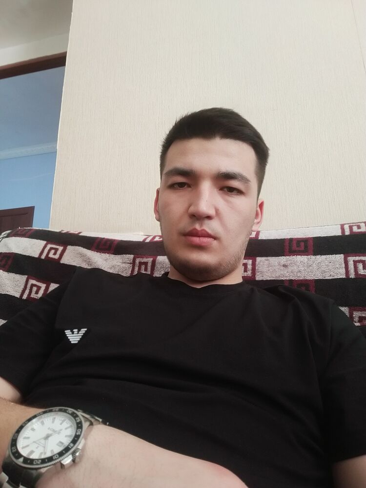  43520880  Daniyar, 27 ,    