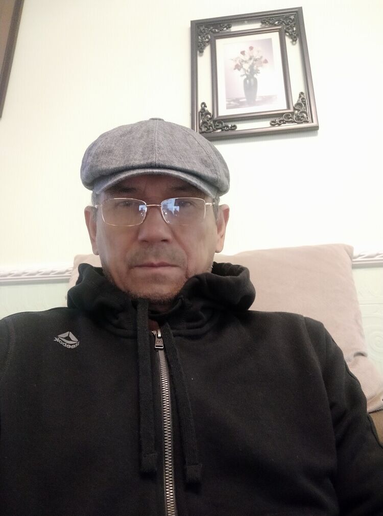  20437430  , 57 ,    