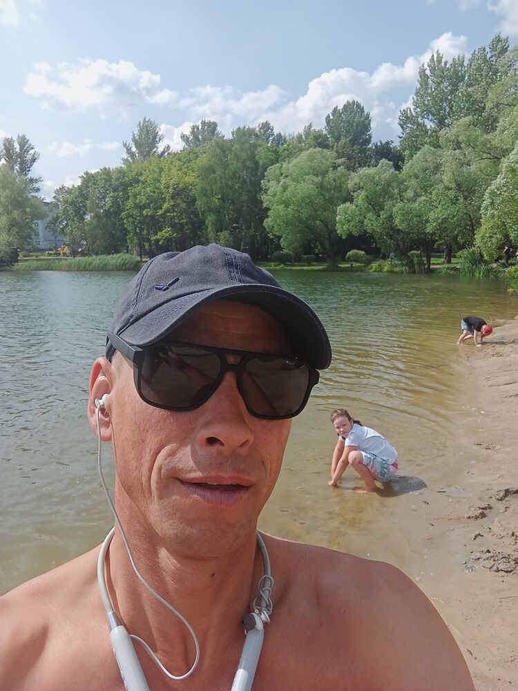  49303510  Aleksey, 43 ,    