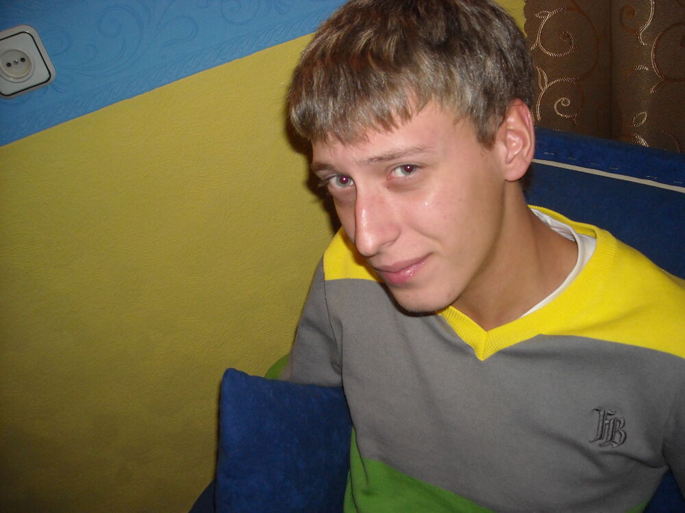  23091770  Nikita, 37 ,    
