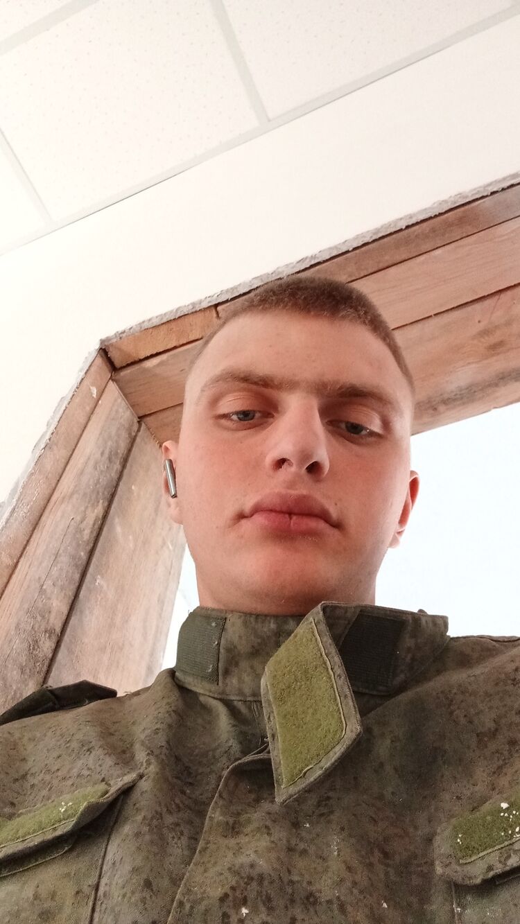  49266780  , 22 ,    