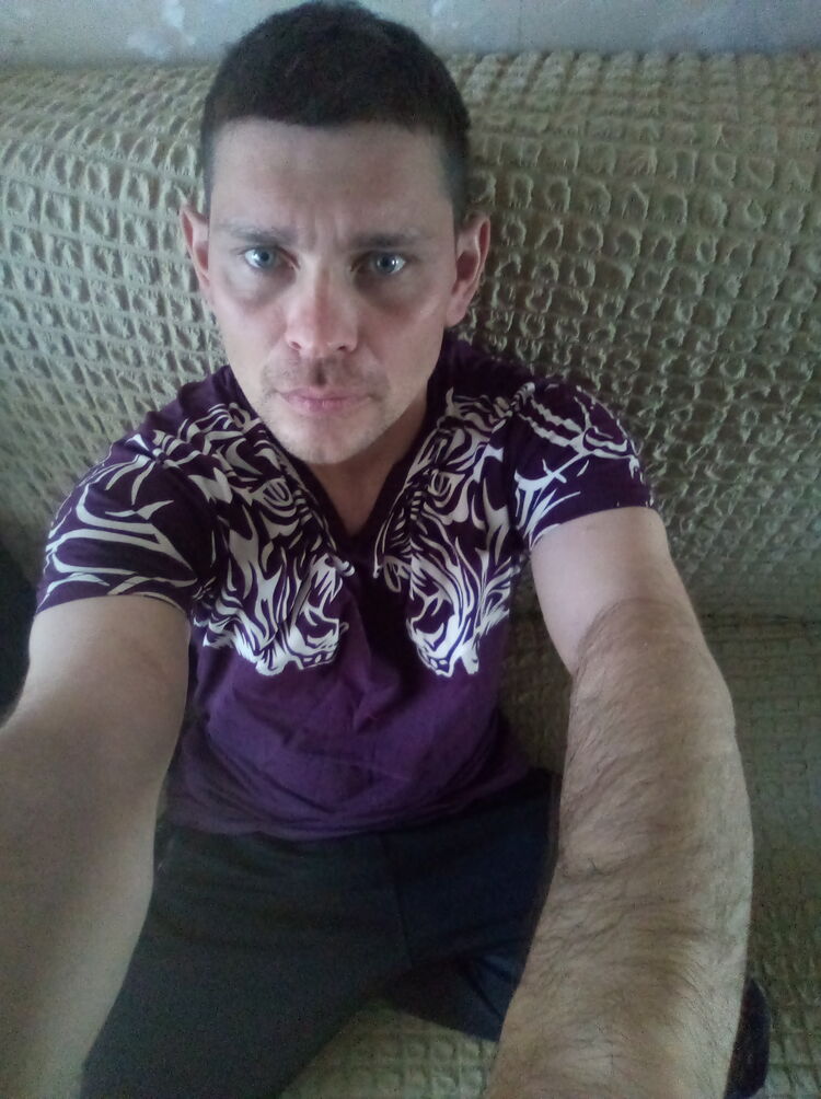  26429870  , 38 ,    