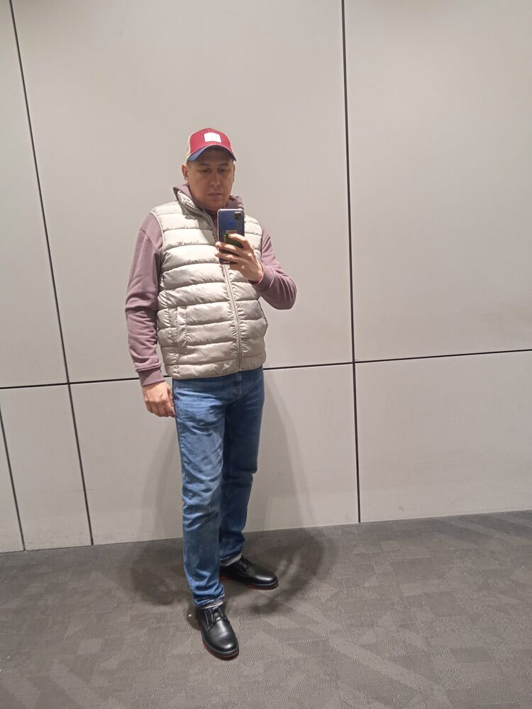  51699850  , 35 ,    