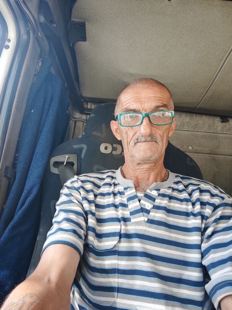  44934740  , 65 ,    