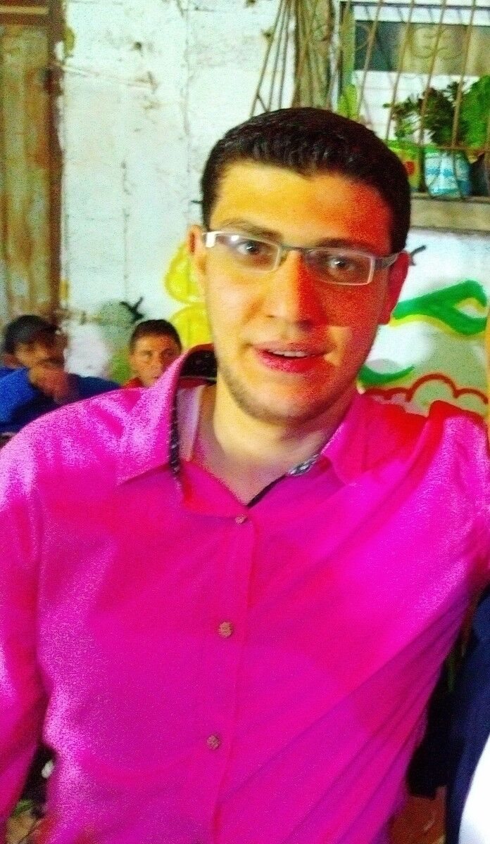  16228520  OMAR, 31 ,    