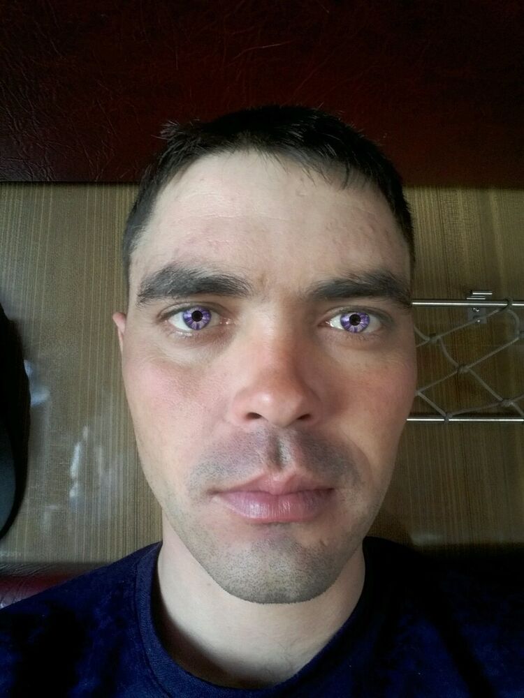  ,   Viktor, 35 ,   ,   , c , 