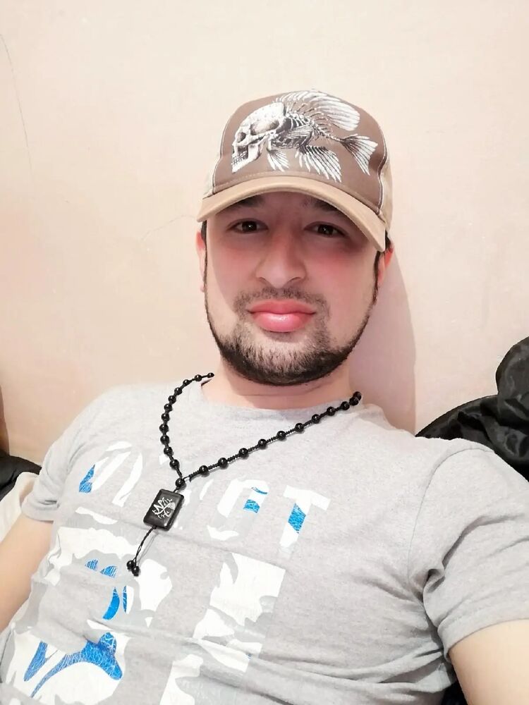  33413790  , 27 ,    